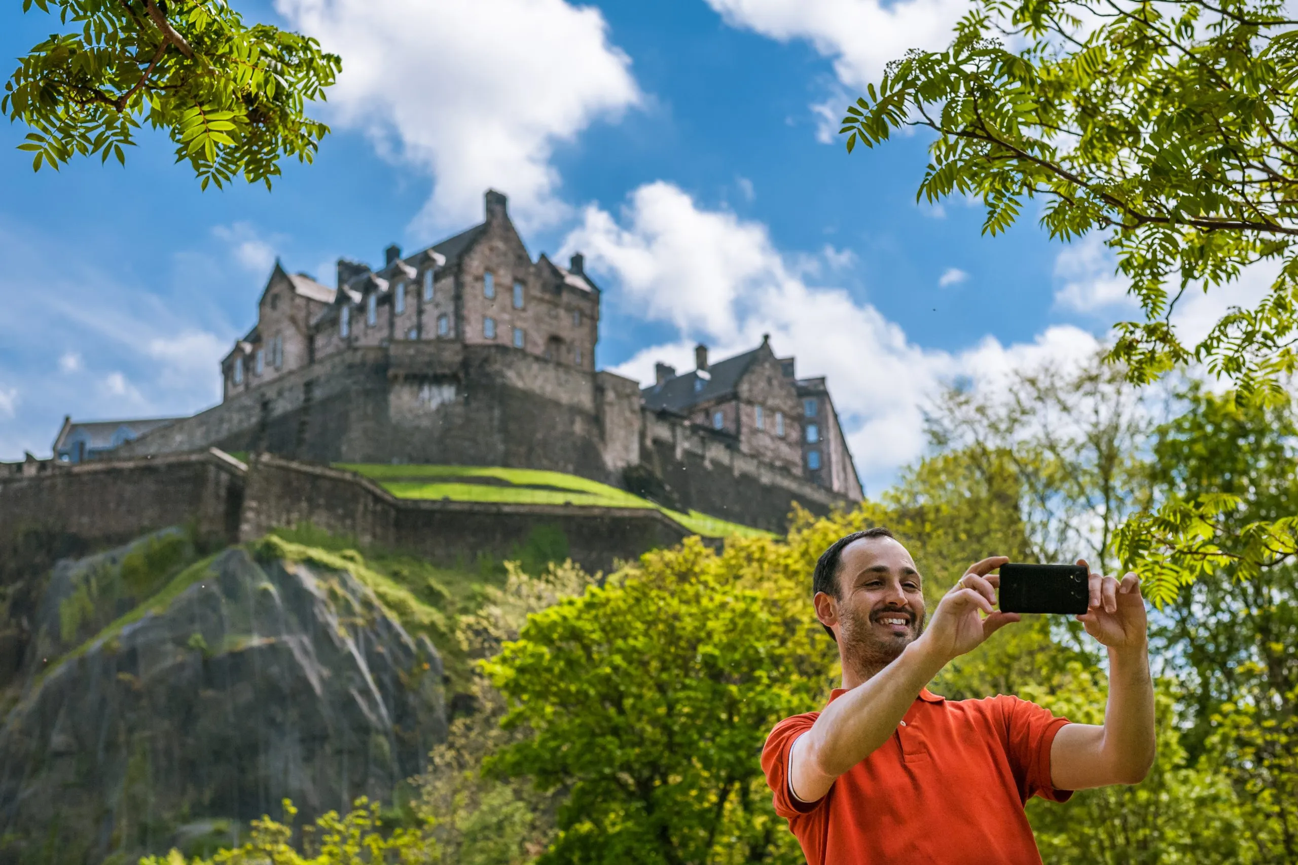 edinburgh castle tourist